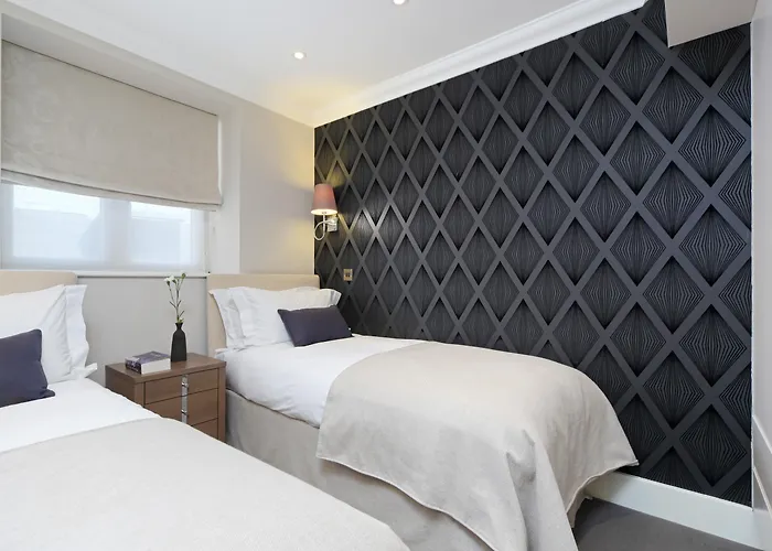 Ashburn Court Apartments London